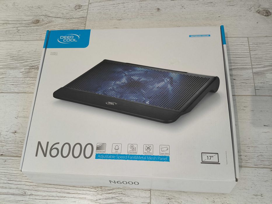 Охладител за лаптоп до 17 инча Deepcool с подсветка (синя)