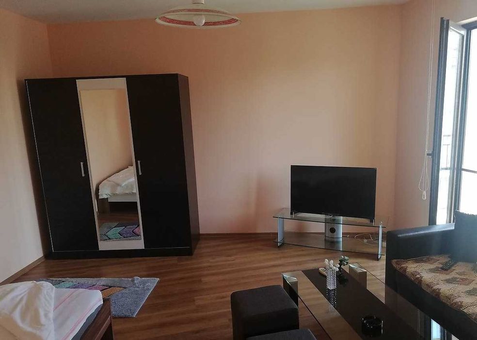 Дава се под наем Двустаен апартамент в Бургас, Изгрев - 58 кв.м за 150 € - Снимка #5