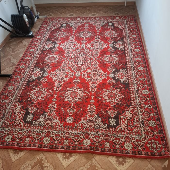 КОВЁР (советский)
