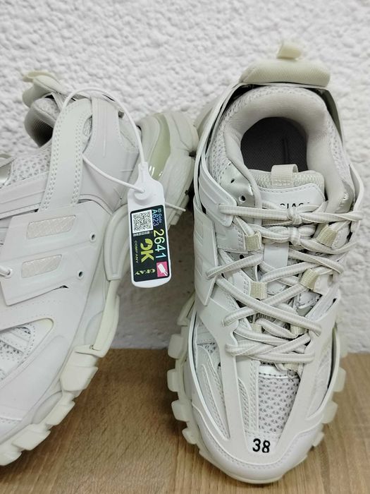 Adidasi Balenciaga Track albi marimea 39