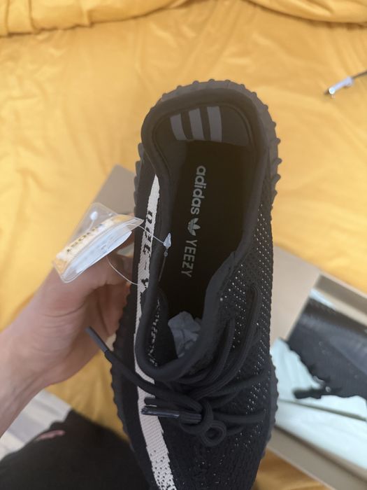 Adidasi yeezy 350