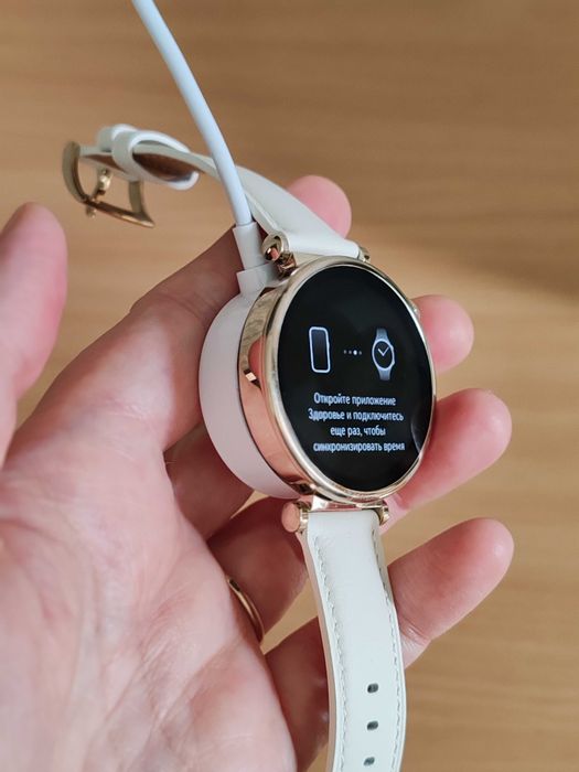 Смарт Часы Huawei GT4 новые