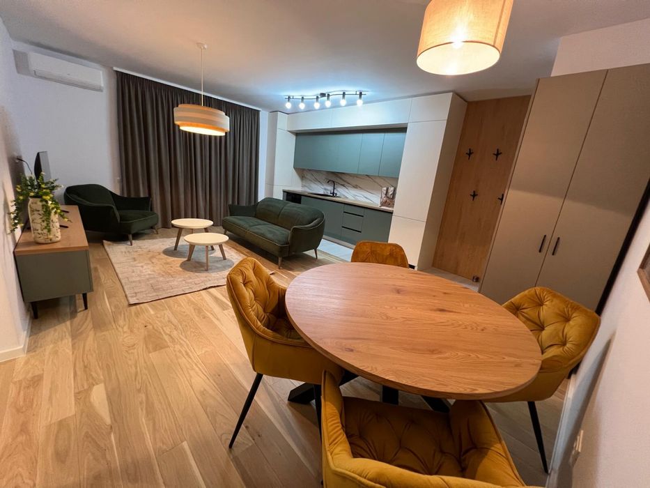 Inchiriez apartament 3 camere situat central in Timisoara Monarch Residence Circumvalatiunii