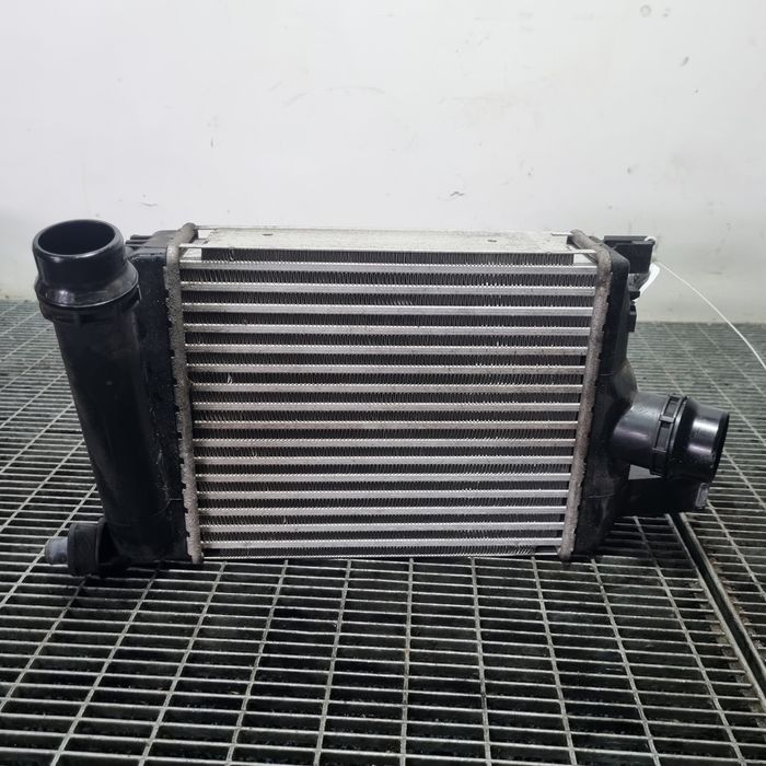 Radiator intercooler Dacia Duster II 1.0 Benzina 2018 - 2021 101CP 999CC Manuala H4D 480 (1584) 144965154R Garantie