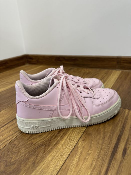 Дамски кецове Nike