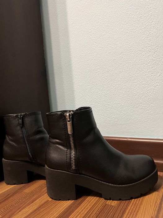 Женская обувь