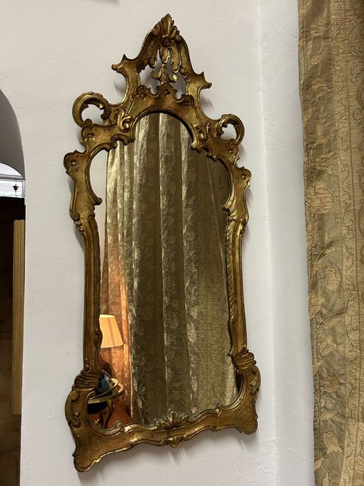 Oglindă foiță de aur