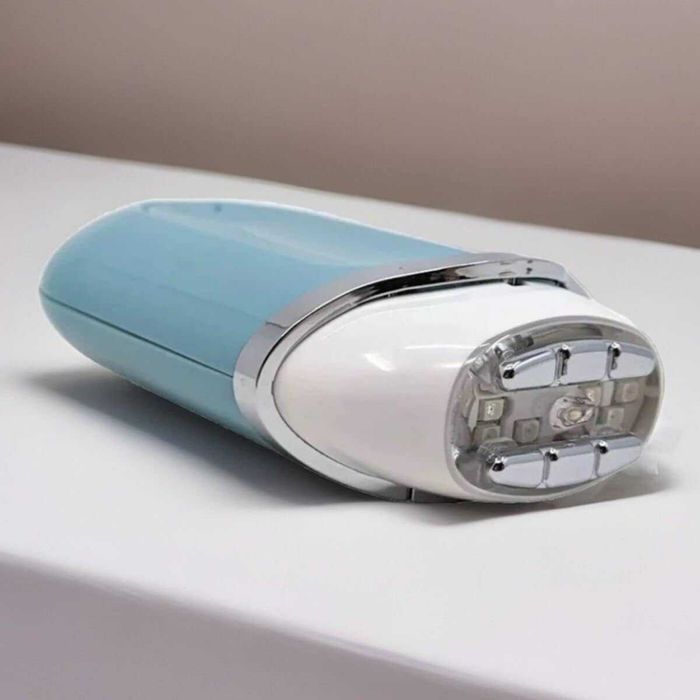 Уред против бръчки с LED, Радиочестота и Ionic Sculpt технология