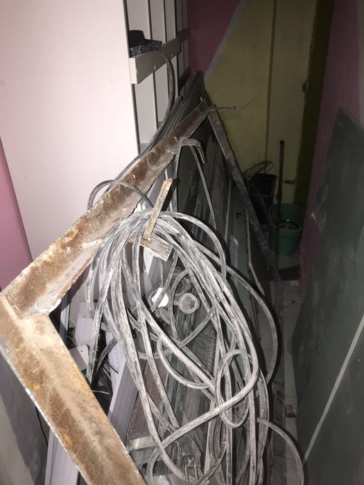 Продам дверь металлическую