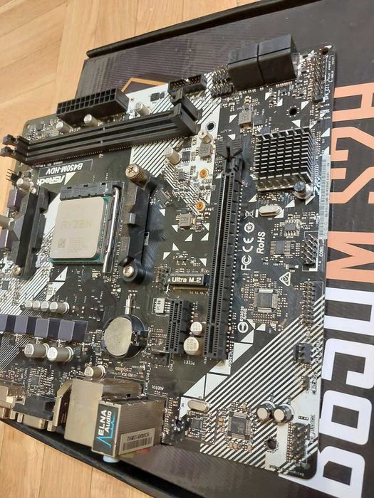 AMD Ryzen 5 3600 + AsRock B450M HDV