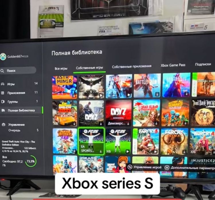 Xbox series s с кучой игр в комплекте