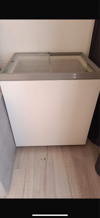 Морозильник срочно продаю