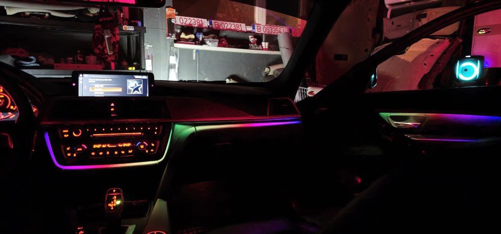Retapițare plafoane uși stâlpi , detailling interior complet , sisteme audio Skoda , Audi , BMW , Volkswagen