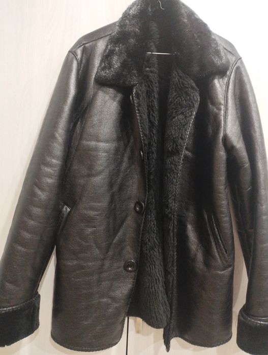 Продам мужскую дубленку