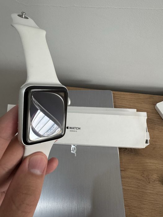 Apple watch series 3 , 42 Mm