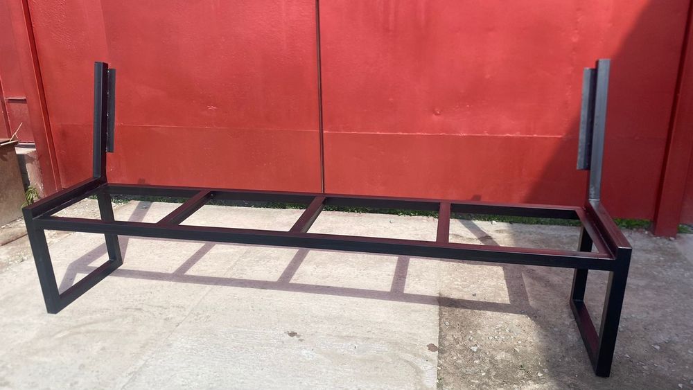 Скамейка металлическая