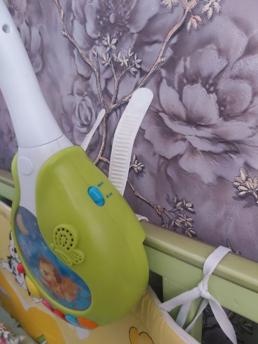 Детский музыкальный мобиль