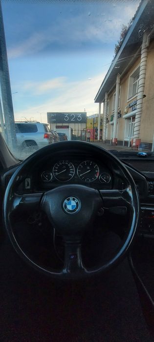 Продам е бмв е 34 вторая в ПОДАРОК