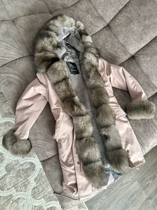 Продам зимнюю парку р 44-46