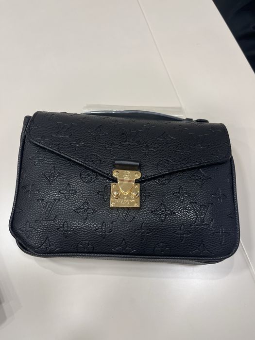 Дамска чанта Louis Vuitton