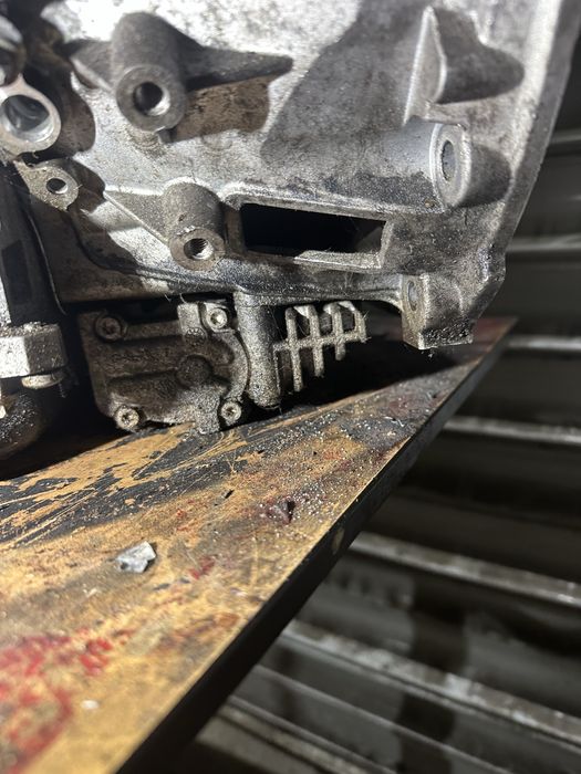 Кутия за мерцедес W-212 w-204 7G+