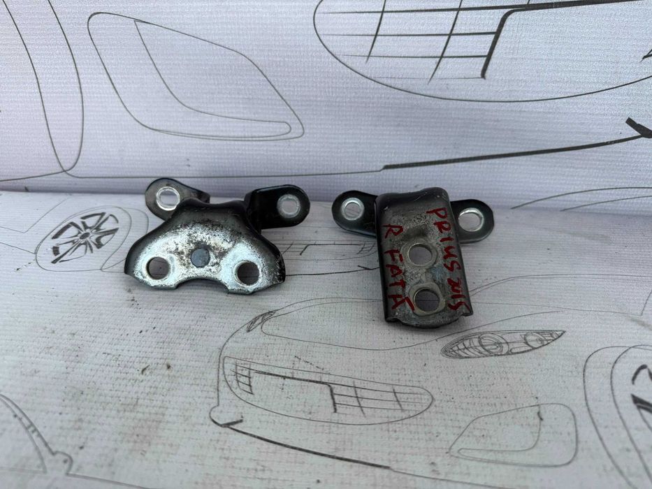 Balamale Ușă Dreapta Față Toyota Prius 3 XW30 2015 / 2009-2015 Cod OEM 6871002020 (5B2)