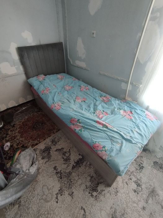 Sandqli kravat sotiladi