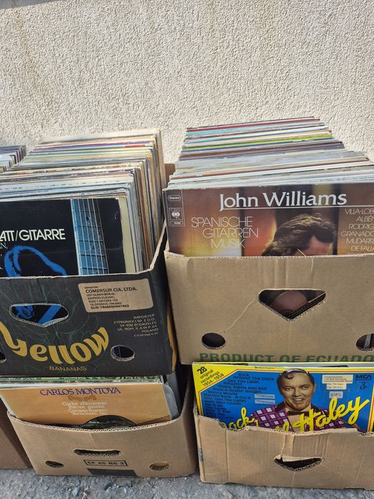 Vând Lot 1500 Discuri Vinil colectie muzica usoara mixta straina