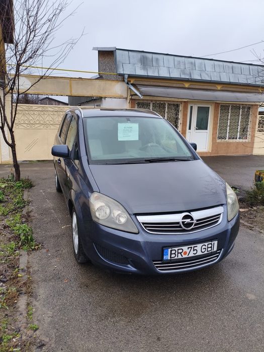 Vând Opel Zafira B 7 locuri