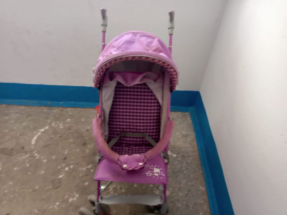 Продается собираюшаяся детская коляска