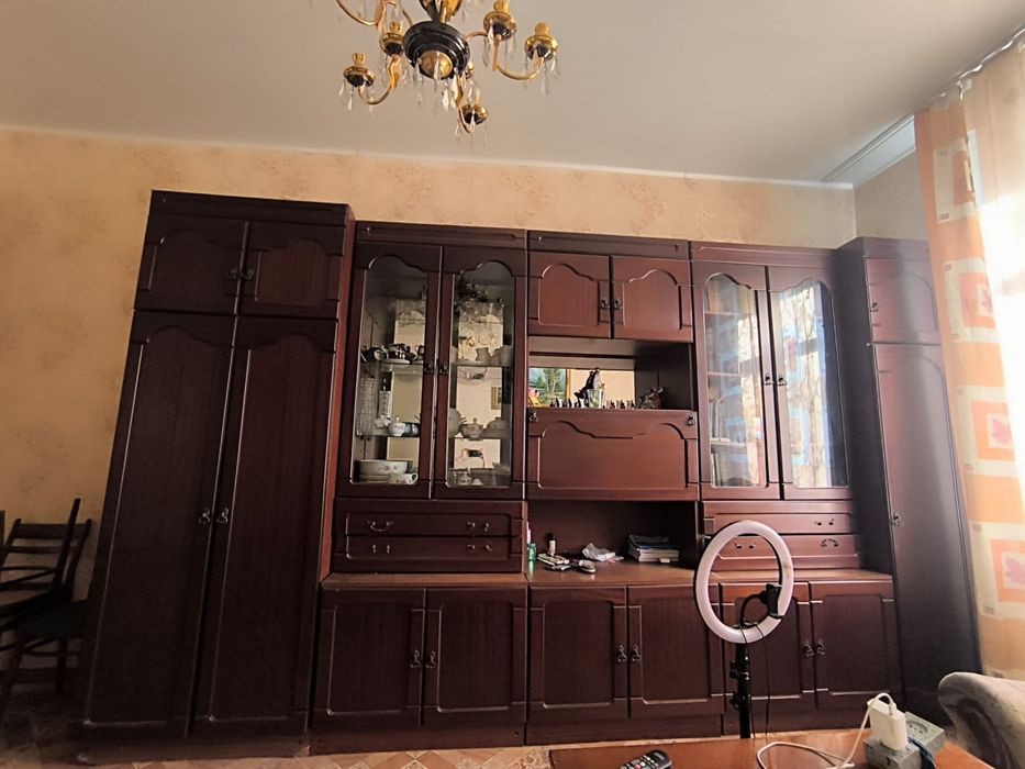 Отдам стенку даром