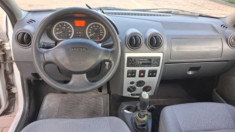 Vand Dacia Logan 1,5 dci an fabricatie 2006 citeste anuntul