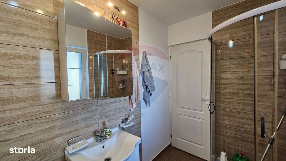 Casă / Vilă de lux, 6 camere, Liteni-Moara, Suceava
