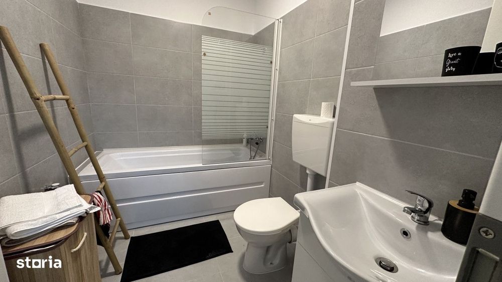 Garsoniera moderna pe Calea Surii Mici