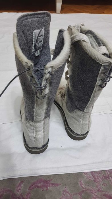 Cizme piele foca si lana de la VENTESIMA STRADA marimea 37 - 37,5