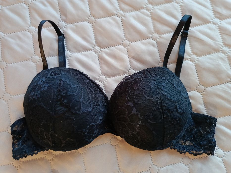 Сутиен - 2броя  размер 80B