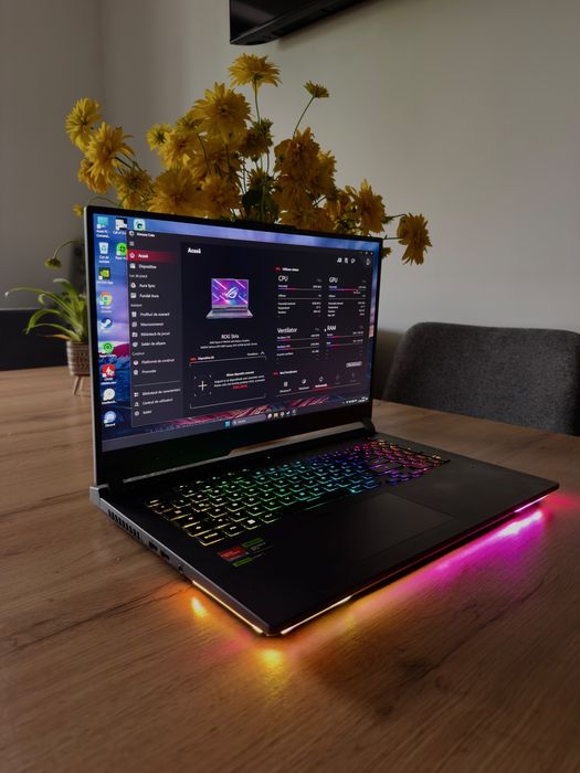 ASUS ROG G17 Gaming Laptop – Ryzen 9 7940HX / RTX 4060 / Amd Radeon Graphics /32GB DDR5 / 1TB SSD / 2560x1440 QHD 240Hz + CADOU Tastatură & Mouse
