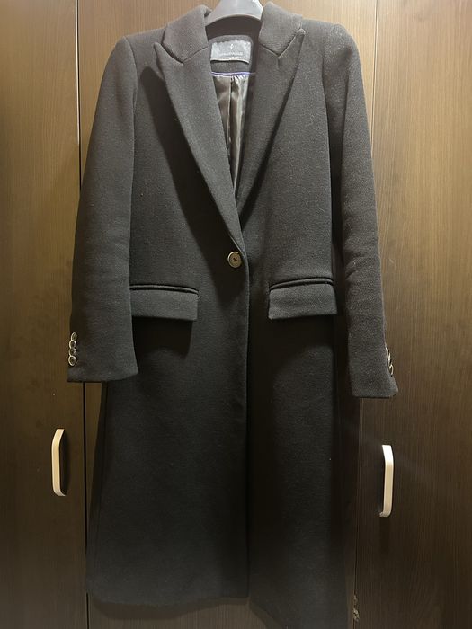 Класическо черно палто Stradivarius