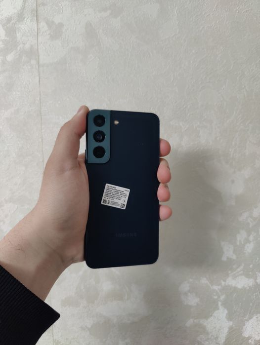 Samsung s22 128/8