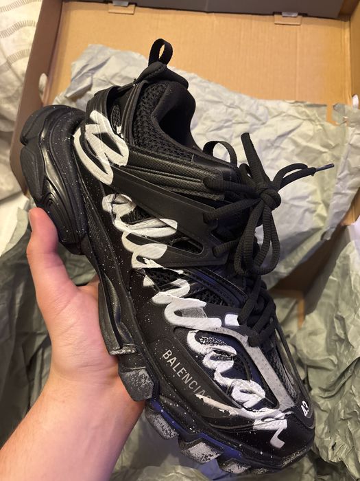 Balenciaga Track Signature NEGOCIABIL