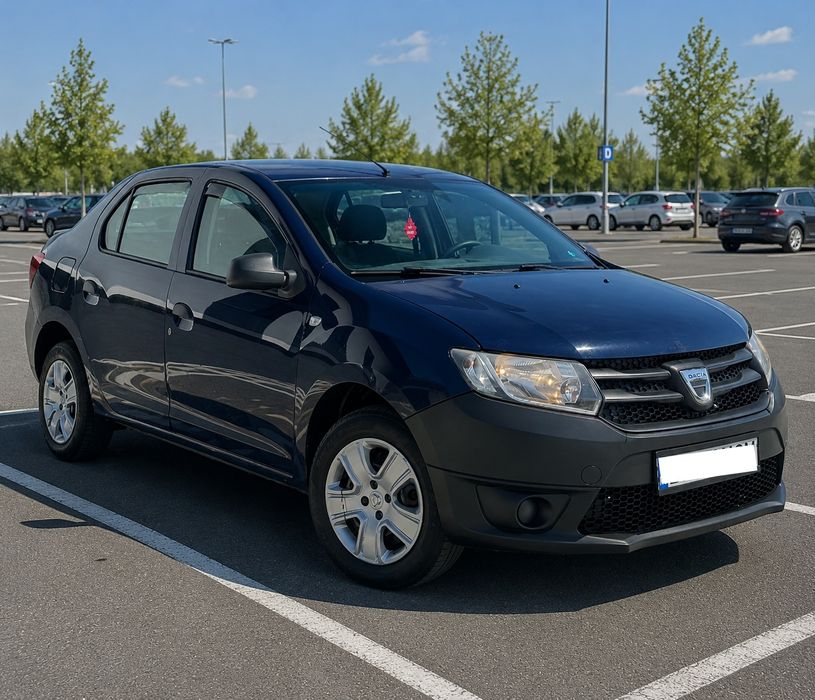 Vând Dacia Logan