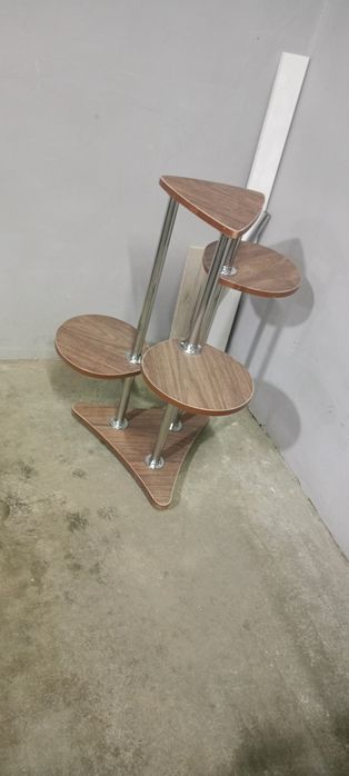Подставка для цветов