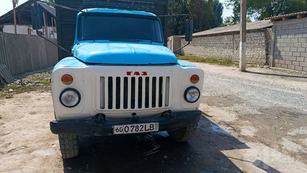 Gaz 53 sotiladi. 1989 yil