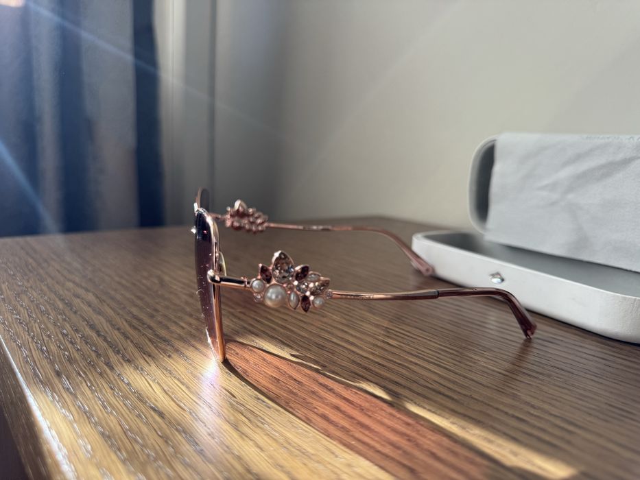 SWAROVSKI дамски очила