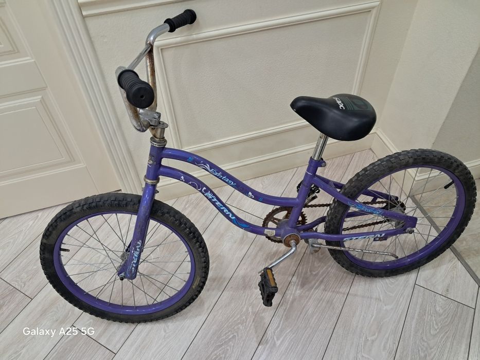 Бесплатно отдам велосипед.