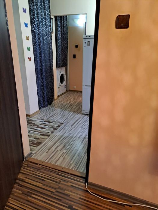 *Închiriez Apartament 2 Camere Costești*