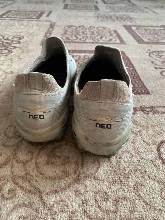 Бутсы сатылады бу