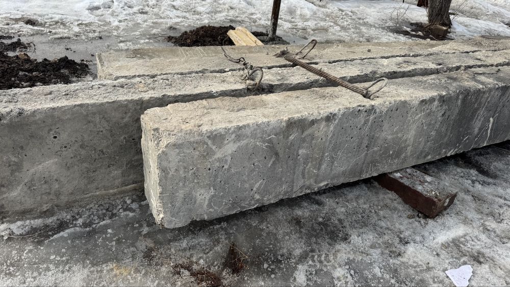 Бетонный ригель ( балка)