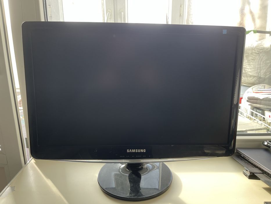 Монитор Samsung хороший