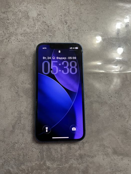 Продам айфон 13mini